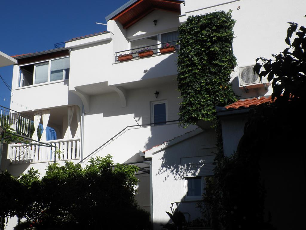 Apartments - Rooms Vesna Primošten Zimmer foto